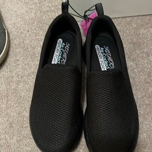Skechers slip ons